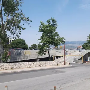 Small Pearl , Split Croatie